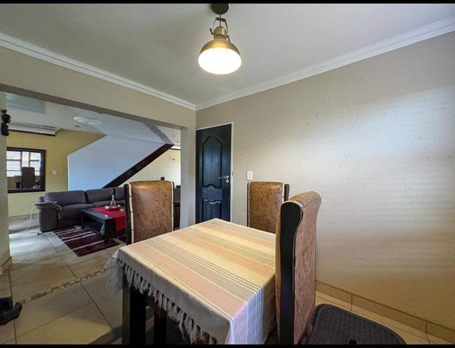 3 BEDROOM HOUSE FOR SALE IN SONNEVELD